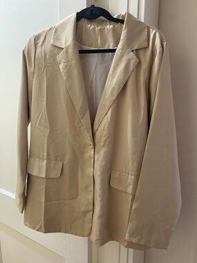 Beige Women's Single-Button Blazer Jacket